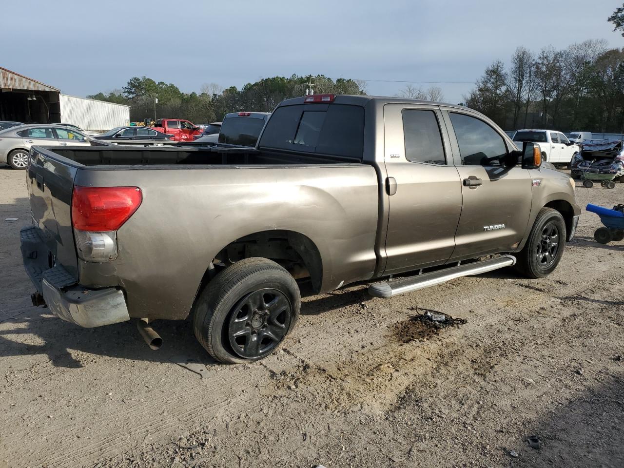 Photo 2 VIN: 5TFRV54157X025518 - TOYOTA TUNDRA 