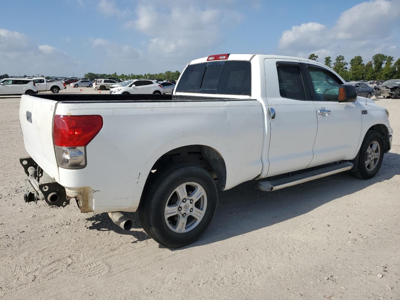 Photo 2 VIN: 5TFRV54167X031456 - TOYOTA TUNDRA 