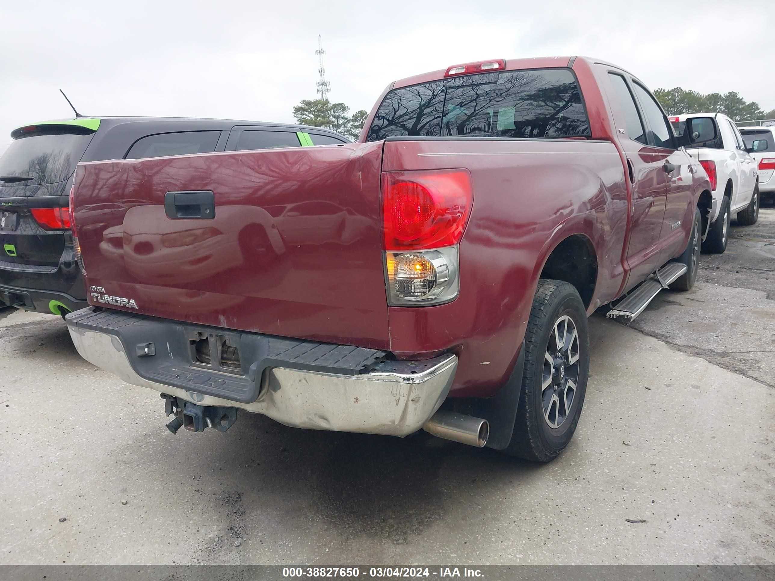 Photo 3 VIN: 5TFRV54198X042081 - TOYOTA TUNDRA 