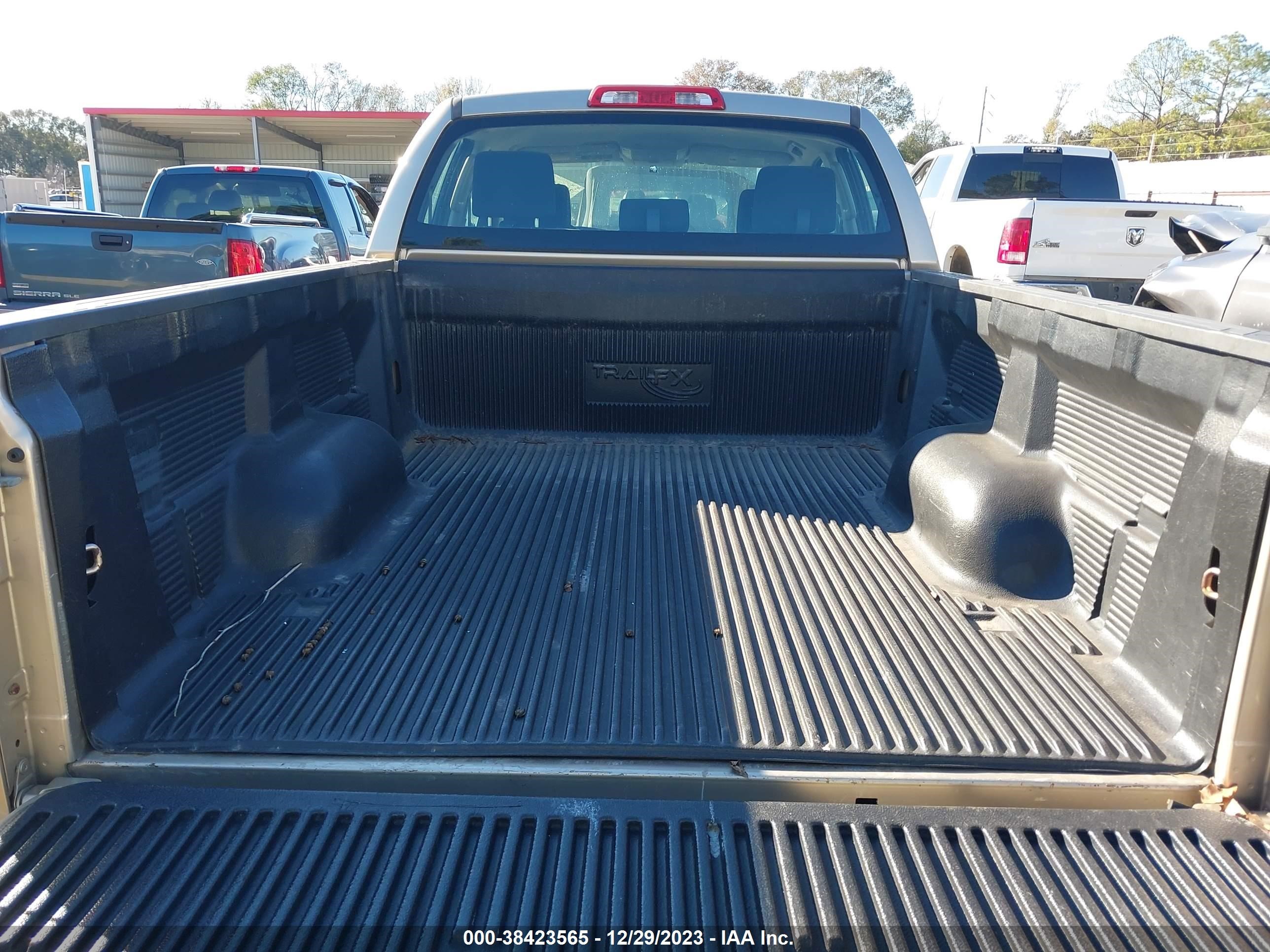 Photo 7 VIN: 5TFRV54198X061875 - TOYOTA TUNDRA 