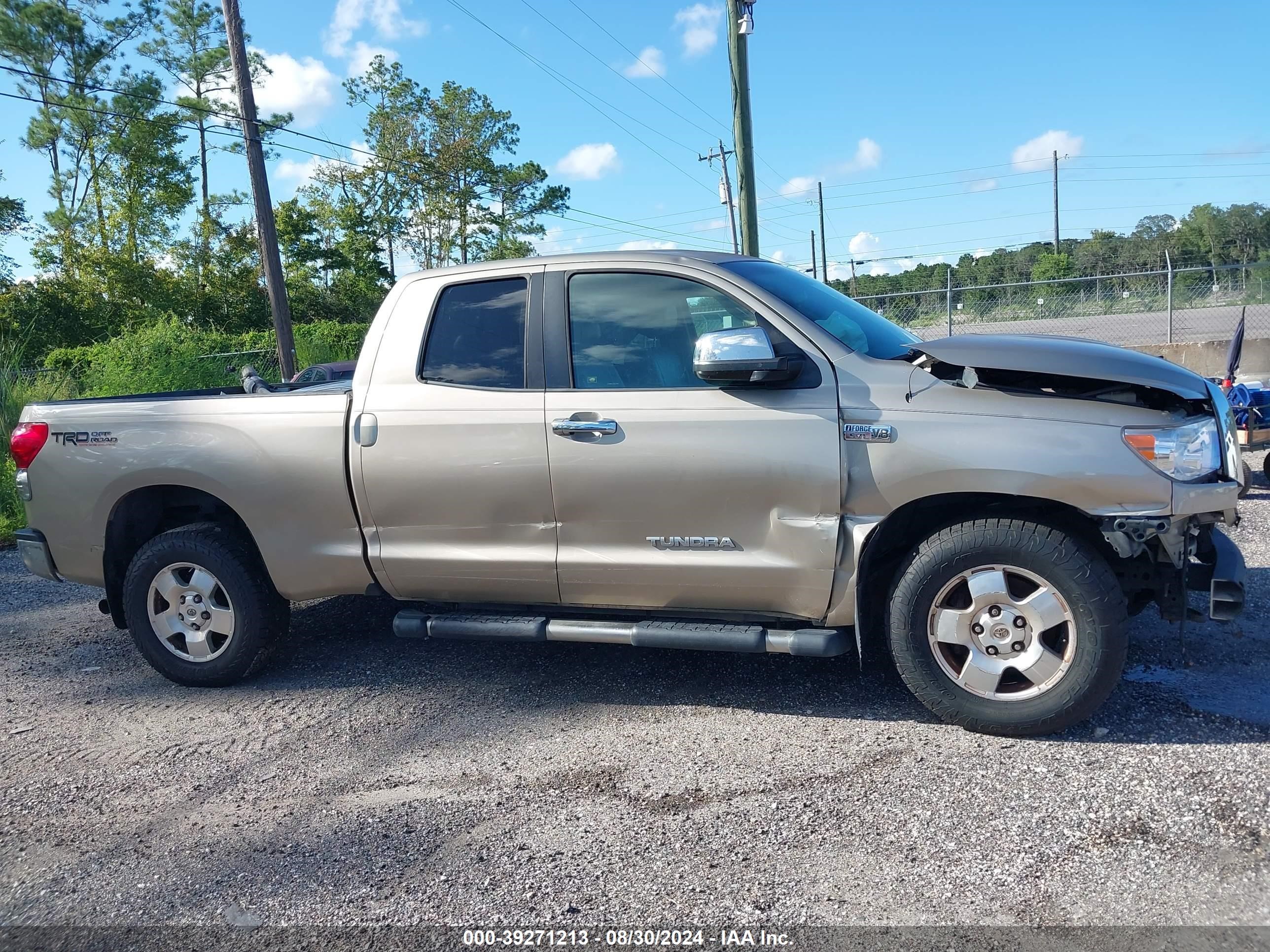 Photo 13 VIN: 5TFRV58137X022742 - TOYOTA TUNDRA 