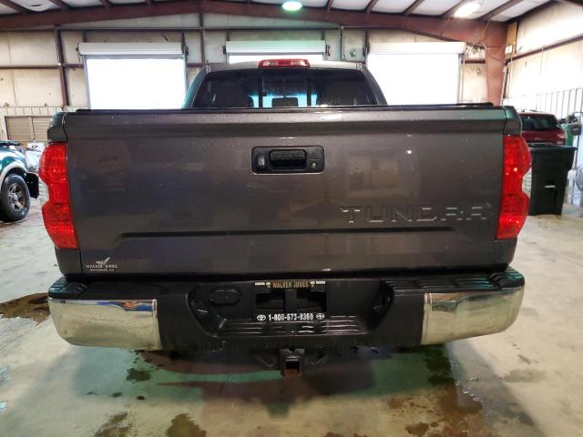 Photo 5 VIN: 5TFRW5F12HX220200 - TOYOTA TUNDRA DOU 