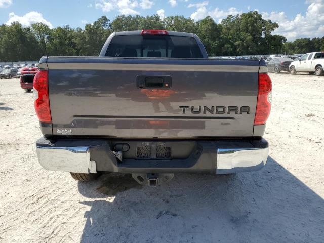 Photo 5 VIN: 5TFRW5F15HX227139 - TOYOTA TUNDRA DOU 