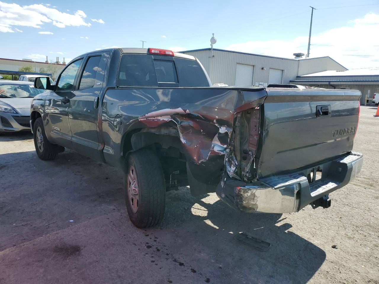 Photo 1 VIN: 5TFRW5F18GX197715 - TOYOTA TUNDRA 