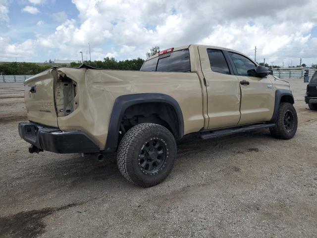 Photo 2 VIN: 5TFRW5F18HX222663 - TOYOTA TUNDRA DOU 