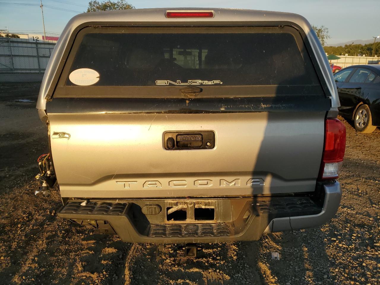 Photo 5 VIN: 5TFRX5GN1GX068519 - TOYOTA TACOMA 