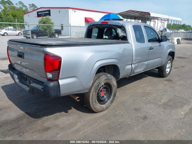 Photo 3 VIN: 5TFRX5GN1JX124594 - TOYOTA TACOMA 