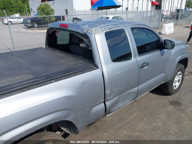 Photo 5 VIN: 5TFRX5GN1JX124594 - TOYOTA TACOMA 