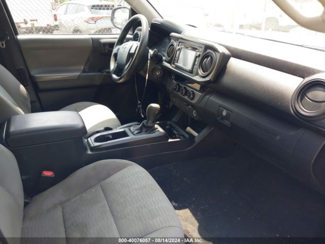 Photo 4 VIN: 5TFRX5GN2HX079689 - TOYOTA TACOMA 