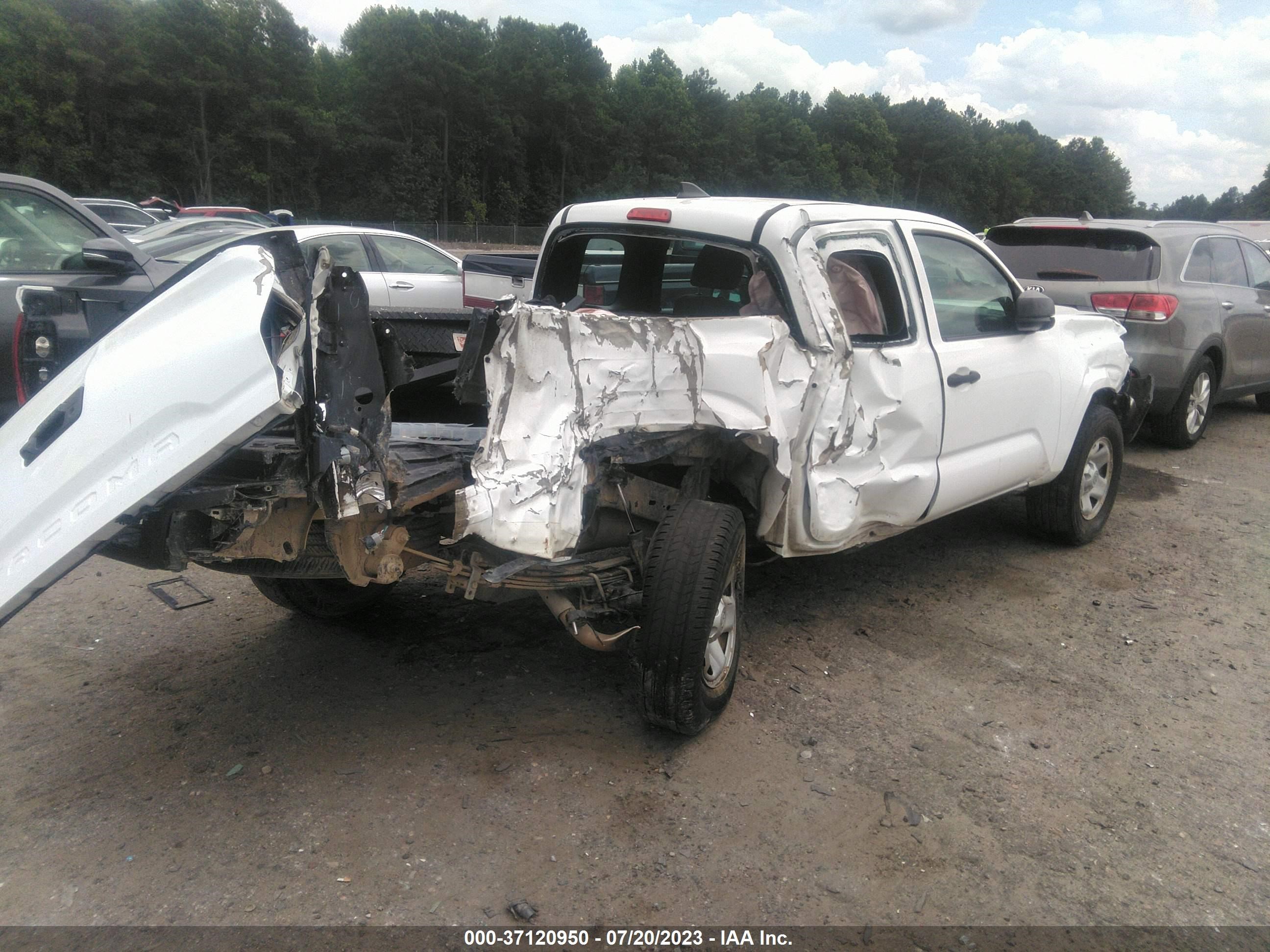 Photo 3 VIN: 5TFRX5GN4HX089754 - TOYOTA TACOMA 