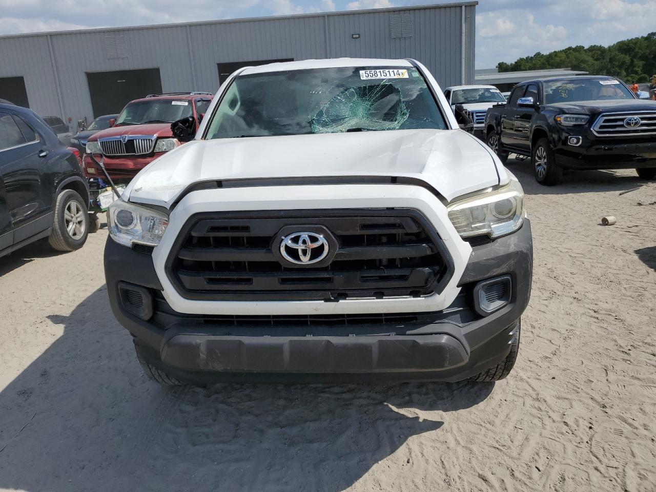 Photo 4 VIN: 5TFRX5GN4HX098566 - TOYOTA TACOMA 