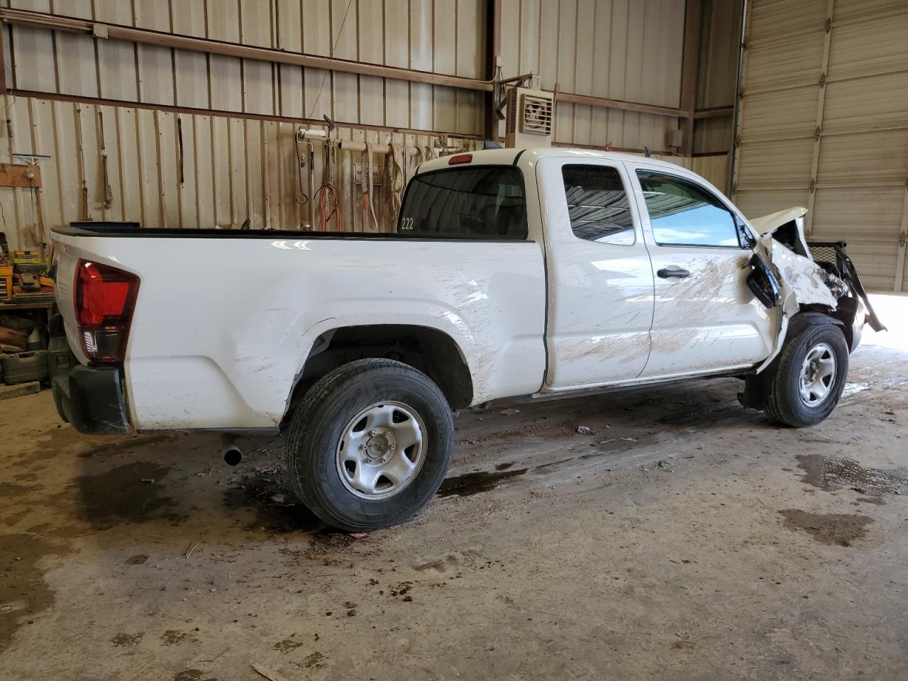 Photo 2 VIN: 5TFRX5GN4KX160667 - TOYOTA TACOMA 