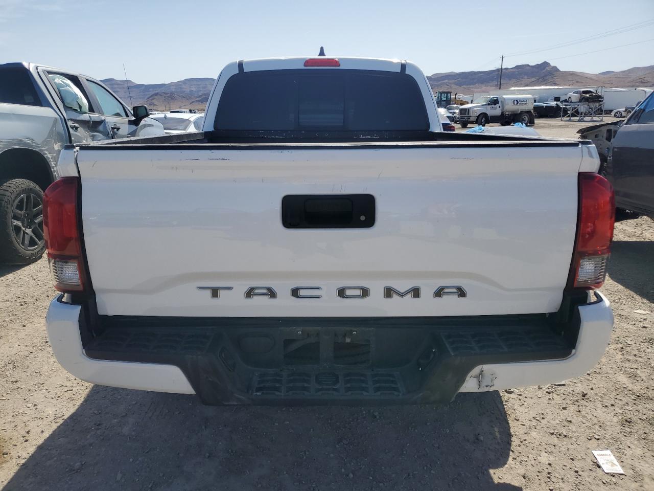 Photo 5 VIN: 5TFRX5GN4LX181701 - TOYOTA TACOMA 