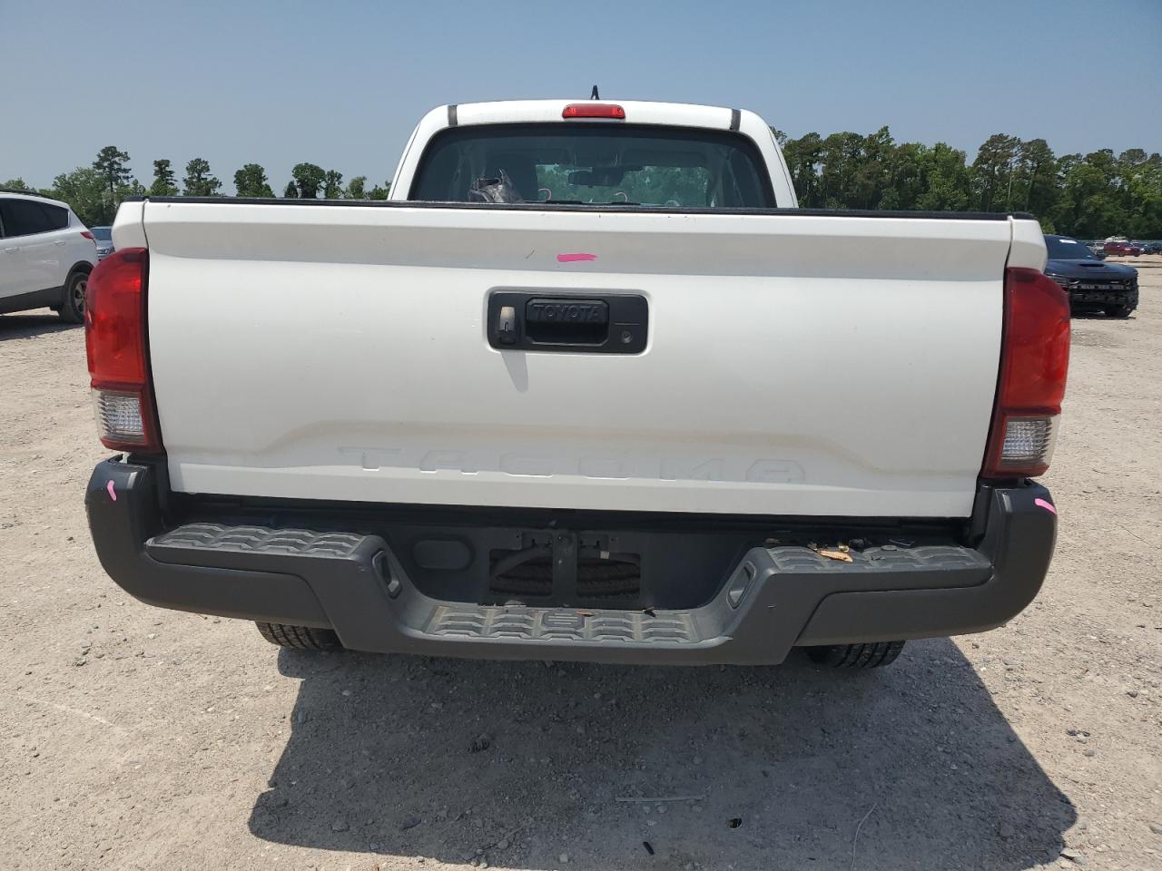 Photo 5 VIN: 5TFRX5GN5JX124226 - TOYOTA TACOMA 