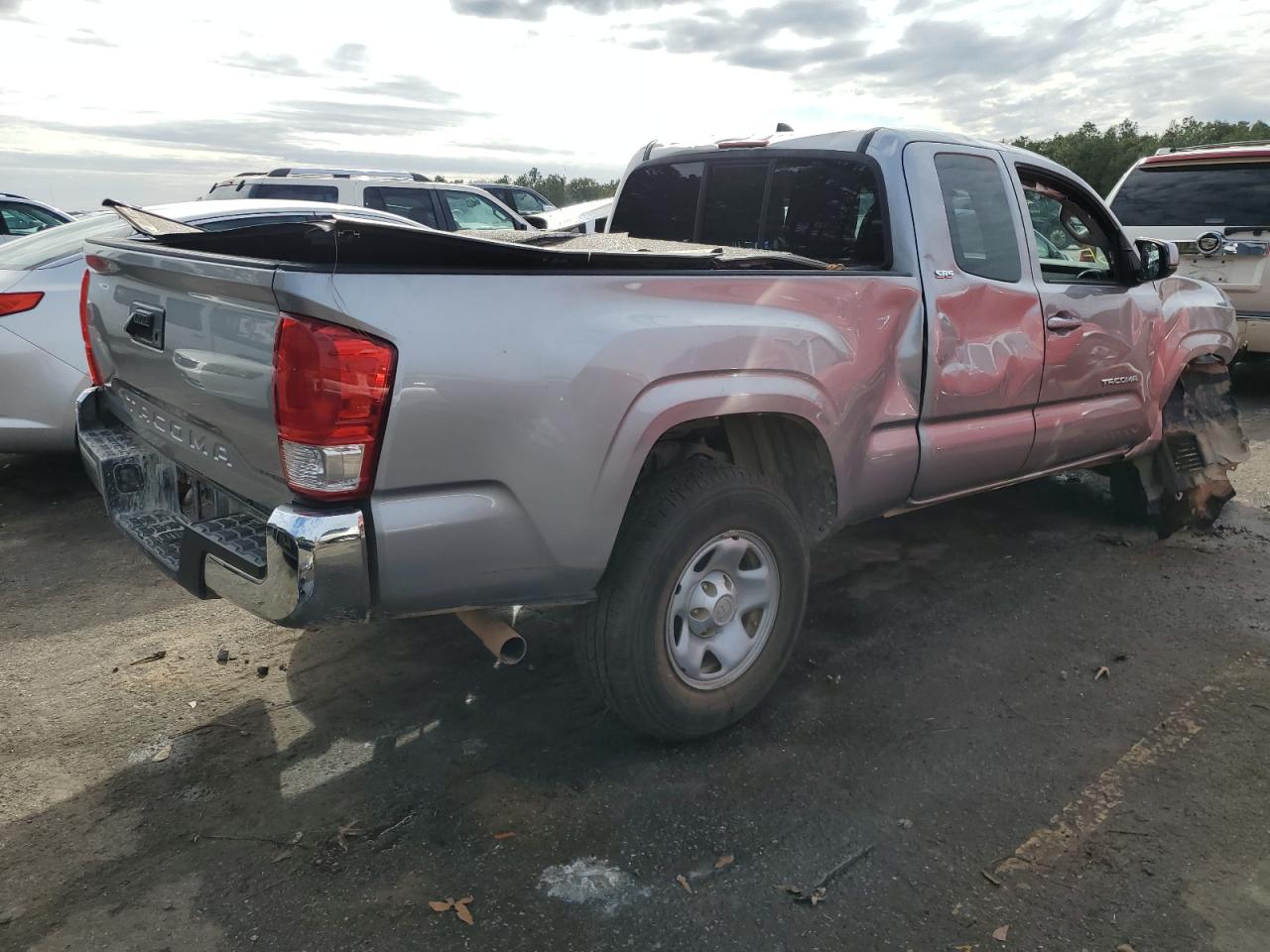 Photo 2 VIN: 5TFRX5GN6GX066961 - TOYOTA TACOMA 