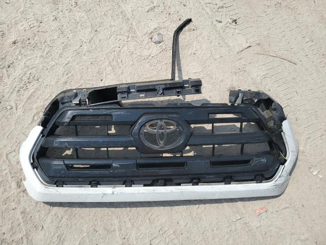 Photo 12 VIN: 5TFRX5GN6HX080666 - TOYOTA TACOMA ACC 