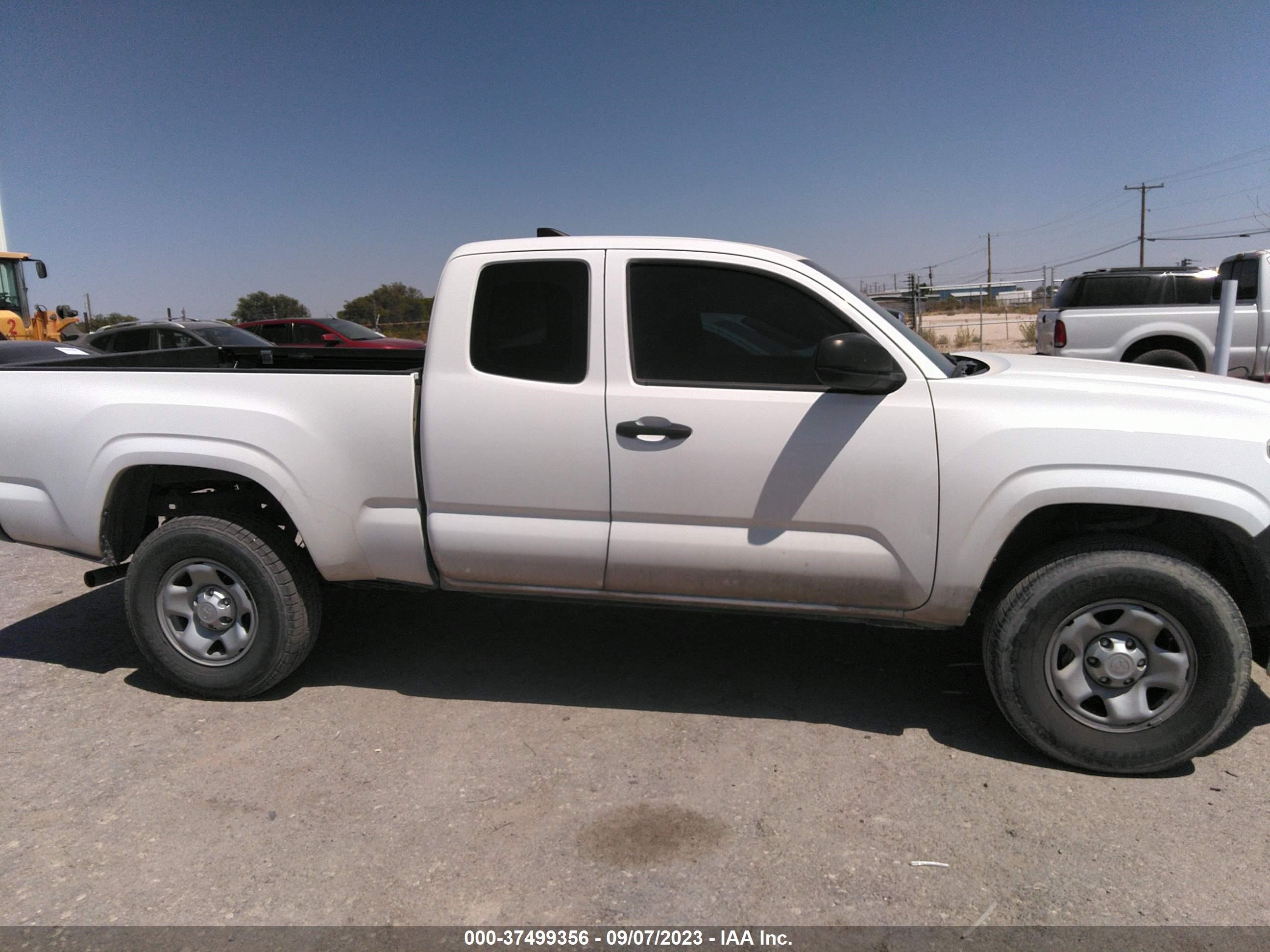 Photo 12 VIN: 5TFRX5GN6HX101399 - TOYOTA TACOMA 