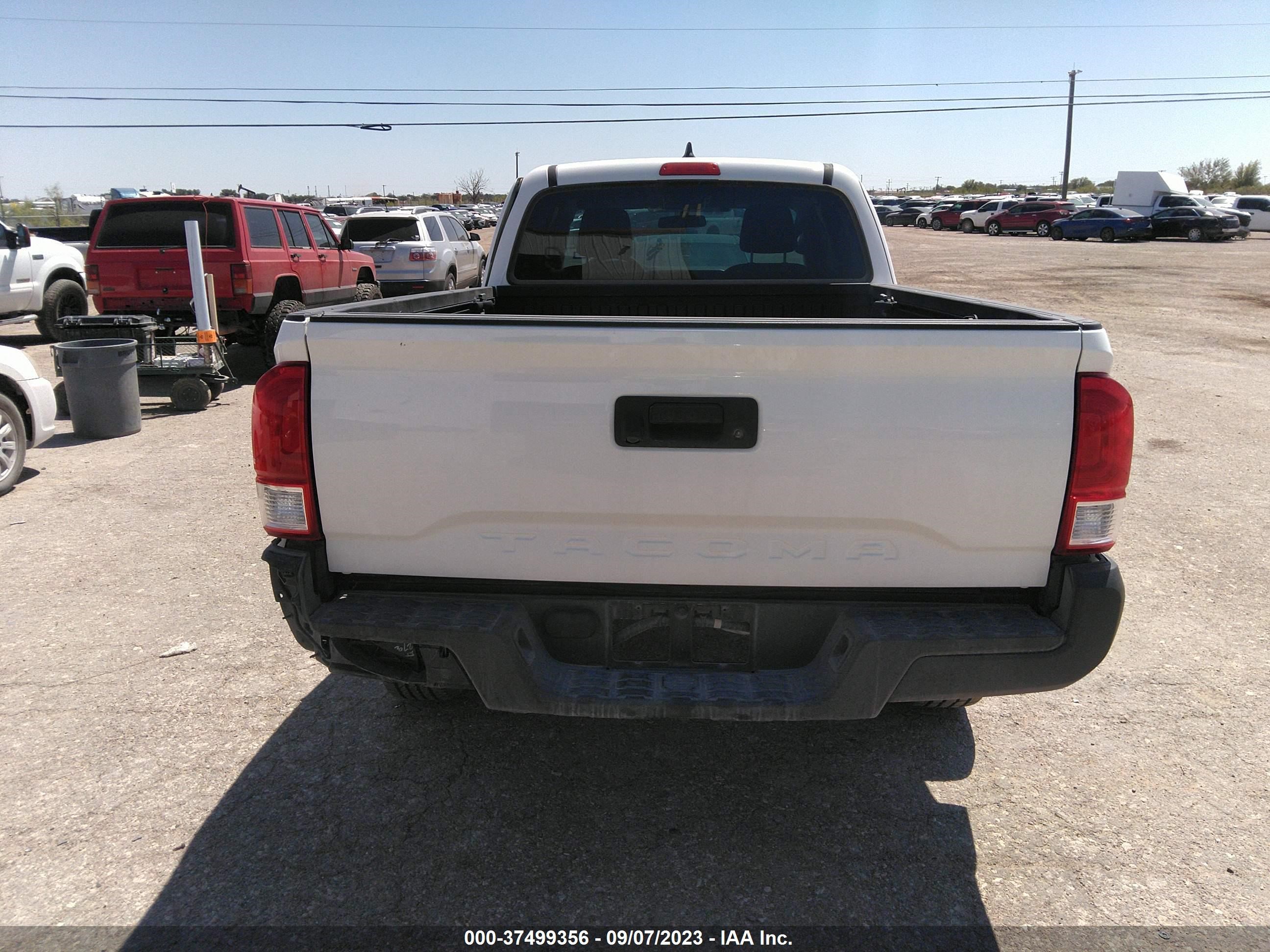 Photo 15 VIN: 5TFRX5GN6HX101399 - TOYOTA TACOMA 