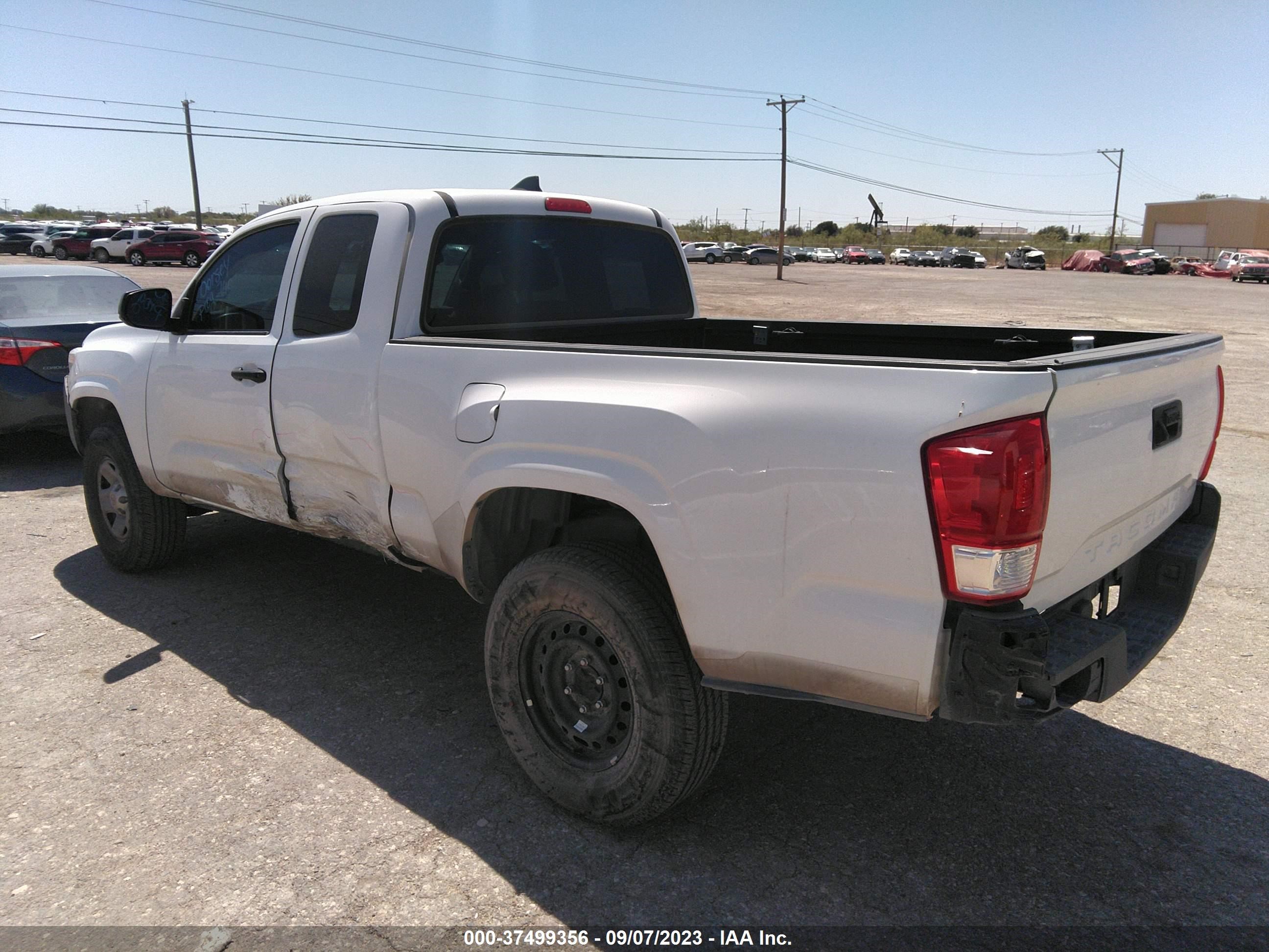 Photo 2 VIN: 5TFRX5GN6HX101399 - TOYOTA TACOMA 