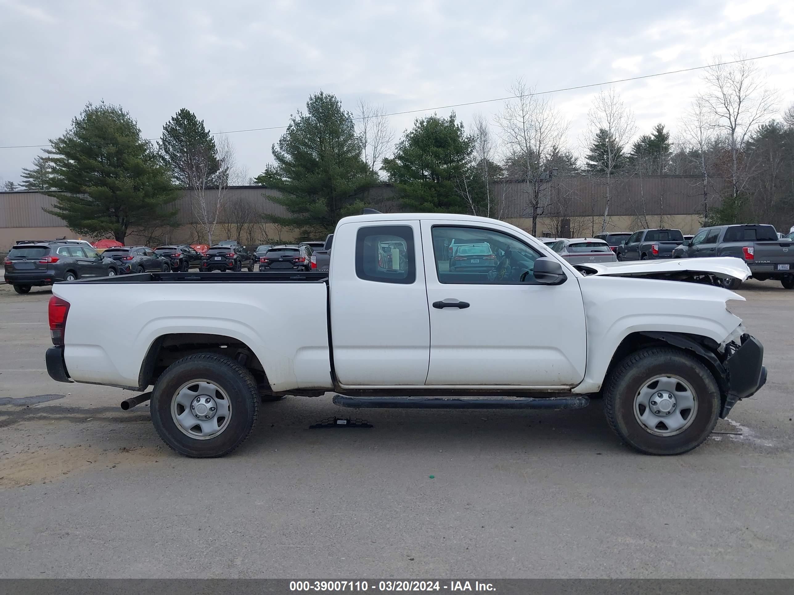 Photo 13 VIN: 5TFRX5GN6JX125658 - TOYOTA TACOMA 