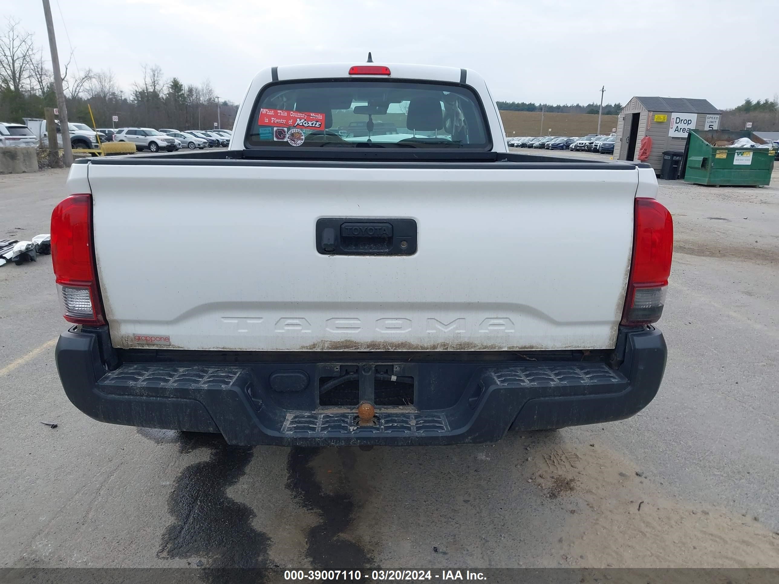 Photo 16 VIN: 5TFRX5GN6JX125658 - TOYOTA TACOMA 