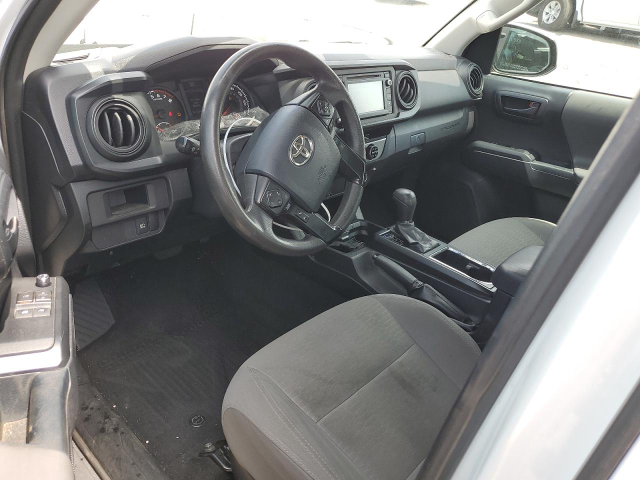 Photo 7 VIN: 5TFRX5GN9JX104836 - TOYOTA TACOMA 