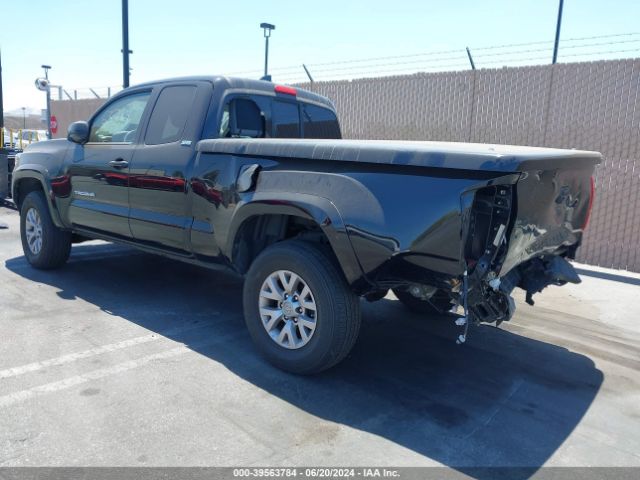 Photo 2 VIN: 5TFRX5GN9JX110023 - TOYOTA TACOMA 