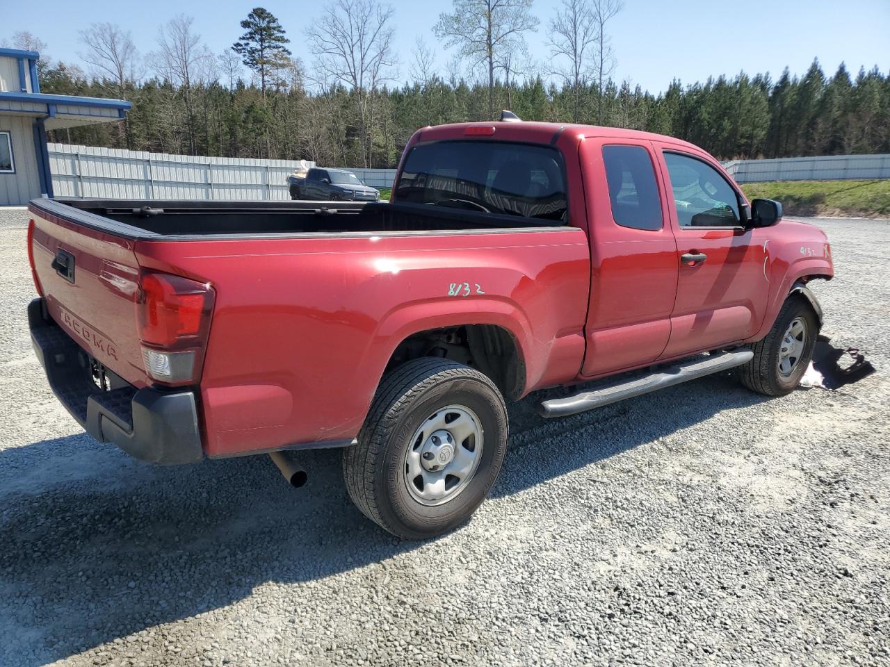 Photo 2 VIN: 5TFRX5GN9KX139460 - TOYOTA TACOMA 