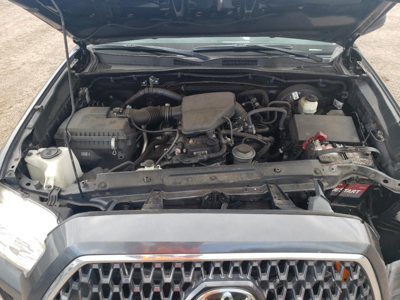 Photo 10 VIN: 5TFRX5GNXJX127560 - TOYOTA TACOMA 