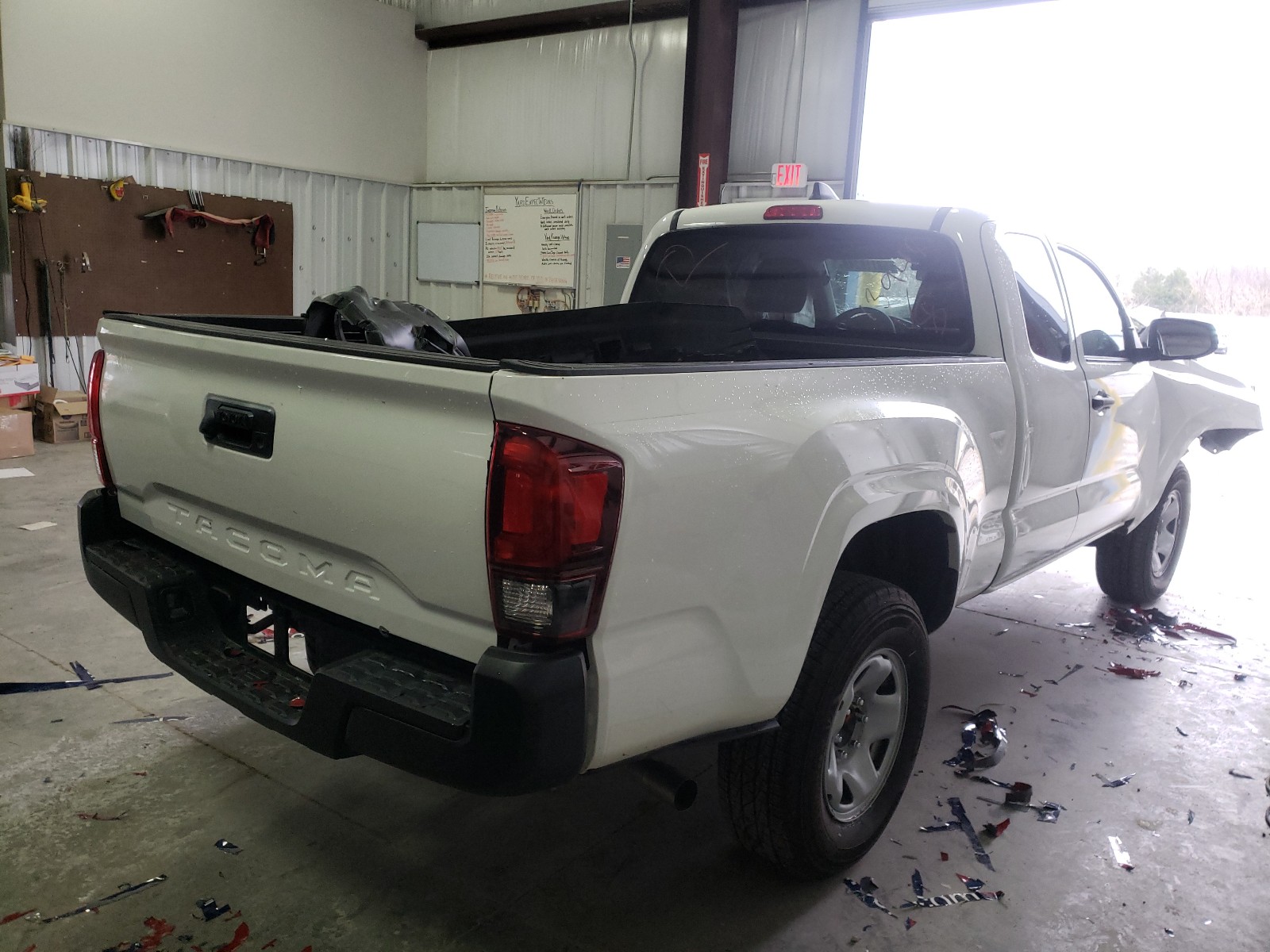 Photo 3 VIN: 5TFRX5GNXLX178351 - TOYOTA TACOMA ACC 