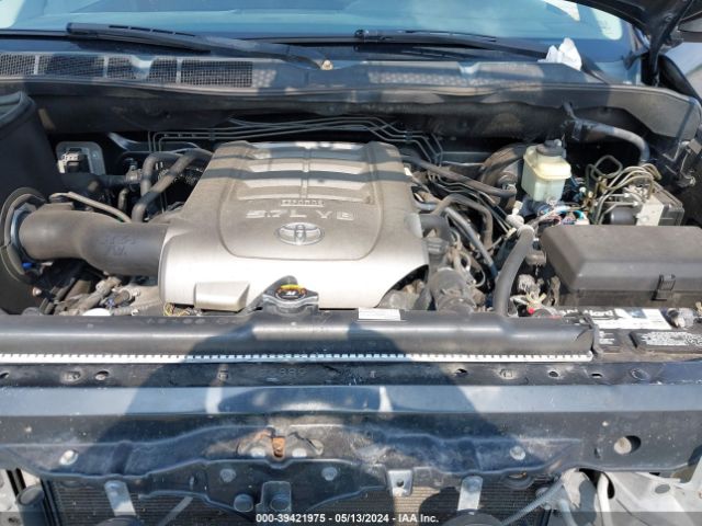 Photo 9 VIN: 5TFRY5F10AX088098 - TOYOTA TUNDRA 