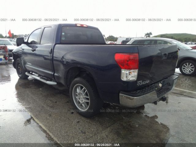 Photo 2 VIN: 5TFRY5F10BX109355 - TOYOTA TUNDRA 2WD TRUCK 