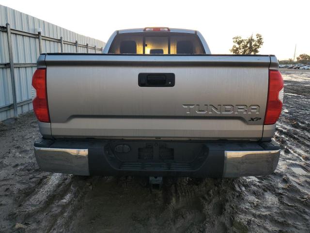 Photo 5 VIN: 5TFRY5F10JX238033 - TOYOTA TUNDRA DOU 