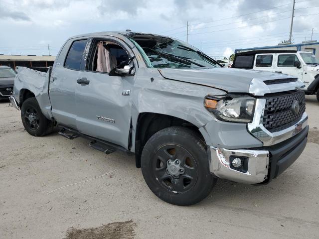 Photo 3 VIN: 5TFRY5F10KX246991 - TOYOTA TUNDRA 