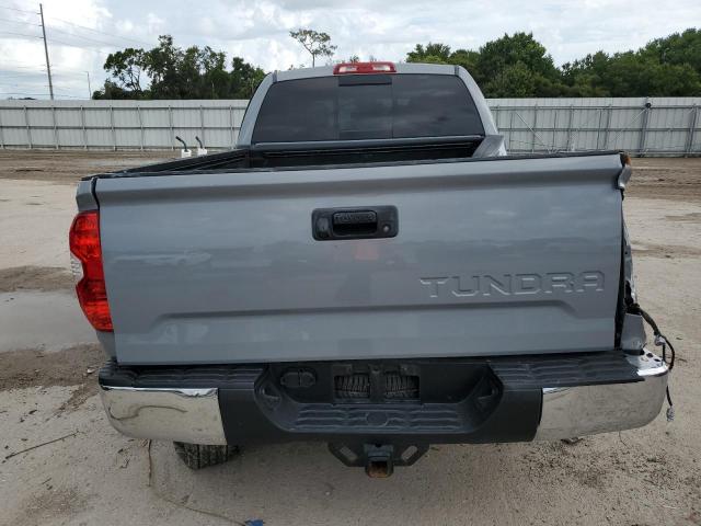 Photo 5 VIN: 5TFRY5F10KX246991 - TOYOTA TUNDRA 