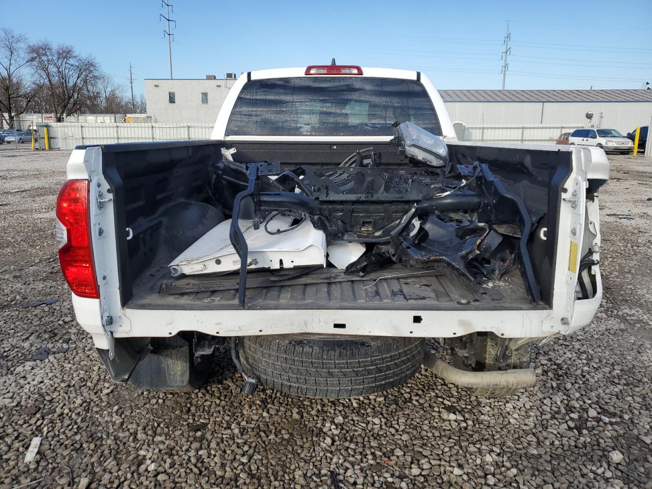 Photo 5 VIN: 5TFRY5F10MX283090 - TOYOTA TUNDRA 