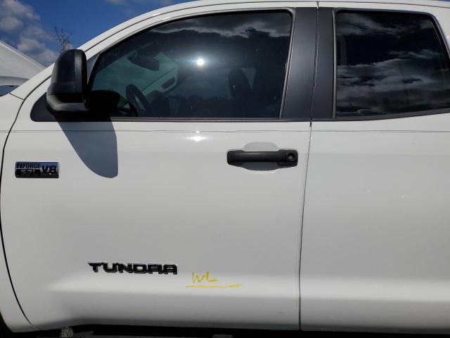 Photo 11 VIN: 5TFRY5F10MX296082 - TOYOTA TUNDRA DOU 