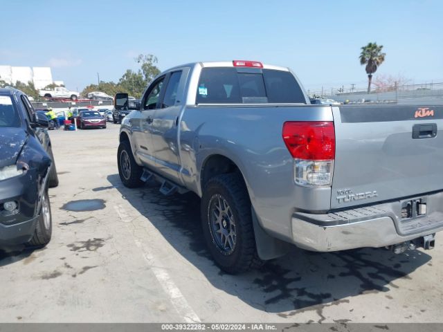 Photo 2 VIN: 5TFRY5F11AX080480 - TOYOTA TUNDRA 