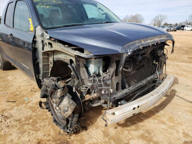 Photo 8 VIN: 5TFRY5F11AX086747 - TOYOTA TUNDRA DOU 