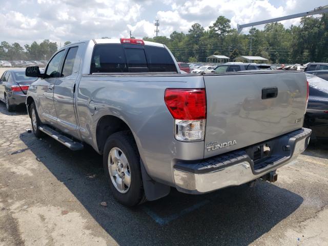 Photo 2 VIN: 5TFRY5F11AX096615 - TOYOTA TUNDRA DOU 