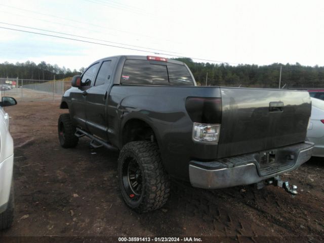 Photo 2 VIN: 5TFRY5F11CX129518 - TOYOTA TUNDRA 