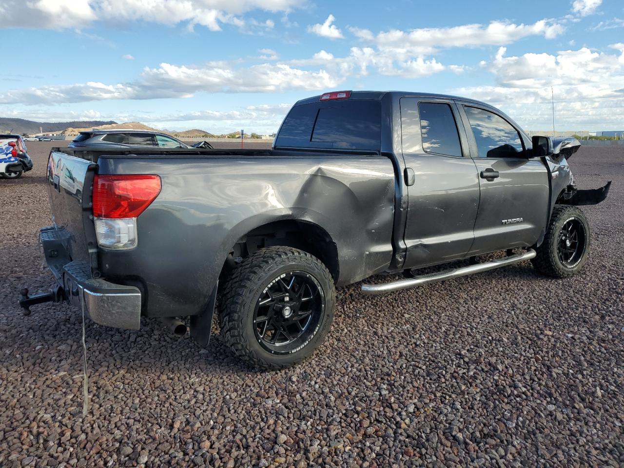 Photo 2 VIN: 5TFRY5F11DX142917 - TOYOTA TUNDRA 