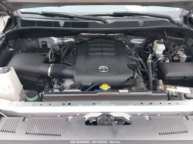 Photo 9 VIN: 5TFRY5F11FX184085 - TOYOTA TUNDRA 