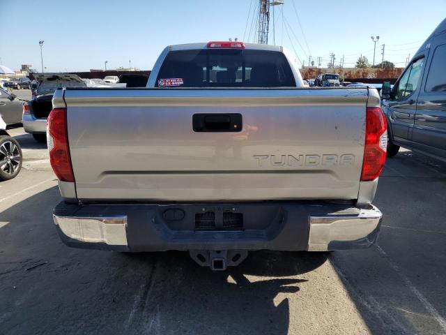 Photo 5 VIN: 5TFRY5F11JX239899 - TOYOTA TUNDRA DOU 