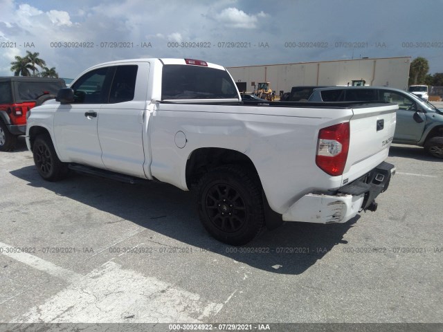 Photo 2 VIN: 5TFRY5F11KX246515 - TOYOTA TUNDRA 2WD 