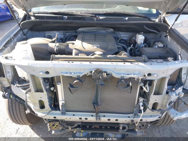 Photo 9 VIN: 5TFRY5F11MX289089 - TOYOTA TUNDRA 