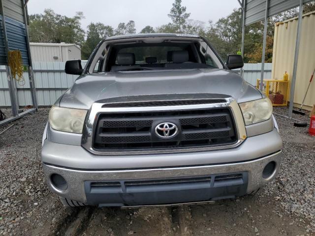 Photo 4 VIN: 5TFRY5F12AX085350 - TOYOTA TUNDRA DOU 