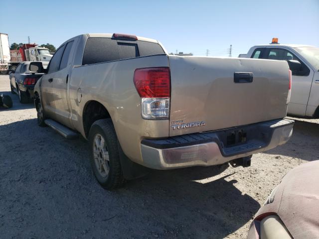 Photo 2 VIN: 5TFRY5F12AX096042 - TOYOTA TUNDRA DOU 