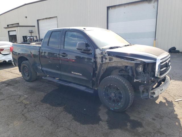 Photo 3 VIN: 5TFRY5F12CX127728 - TOYOTA TUNDRA DOU 