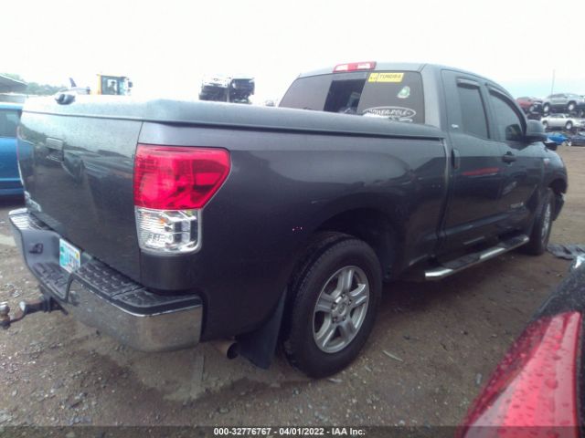 Photo 3 VIN: 5TFRY5F13BX107020 - TOYOTA TUNDRA 2WD TRUCK 